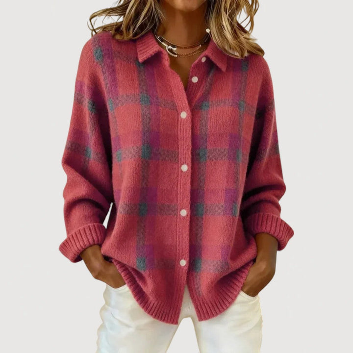 Fiora – Cosy Knit Shirt for Cold-Day Comfort